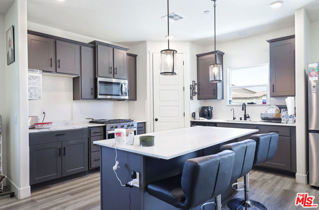 7700 Nigu River Street Property Photo 20