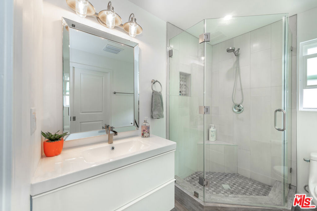 4629 Cerro Verde Place Property Photo 46