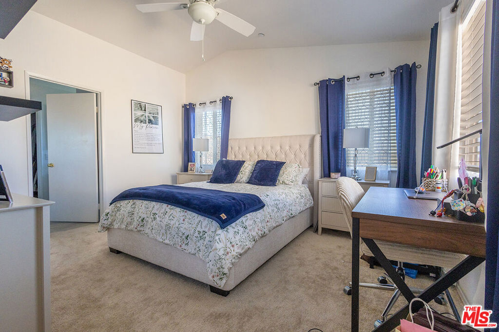 12110 Via Santa Rosa Property Photo 8