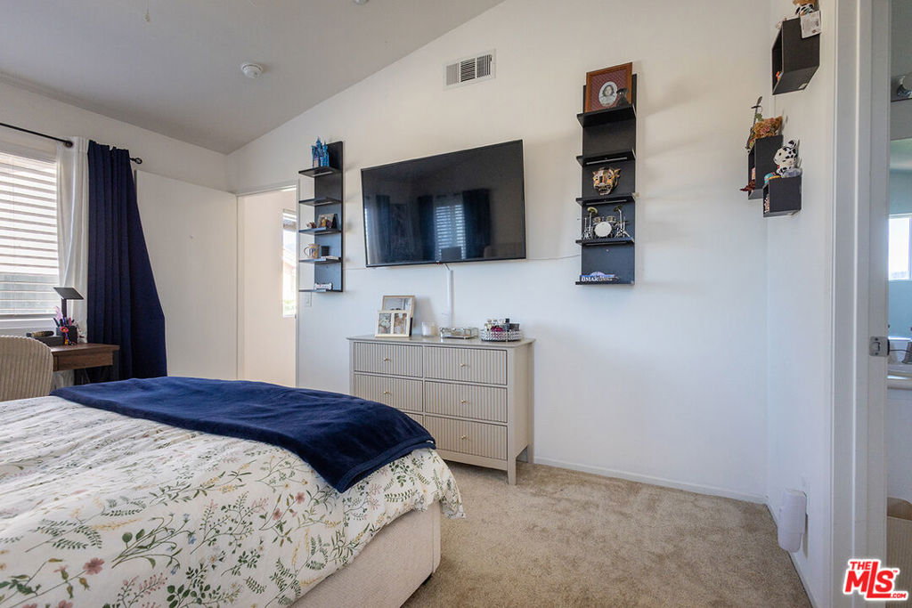 12110 Via Santa Rosa Property Photo 9