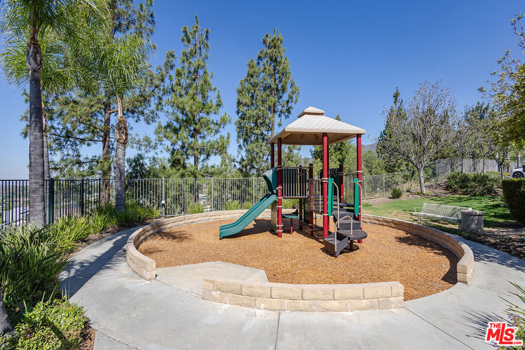 12110 Via Santa Rosa Property Photo 22