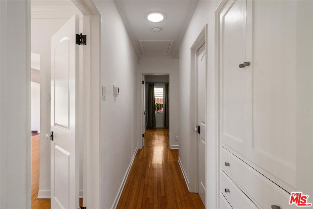 627 26th Street Property Photo 14