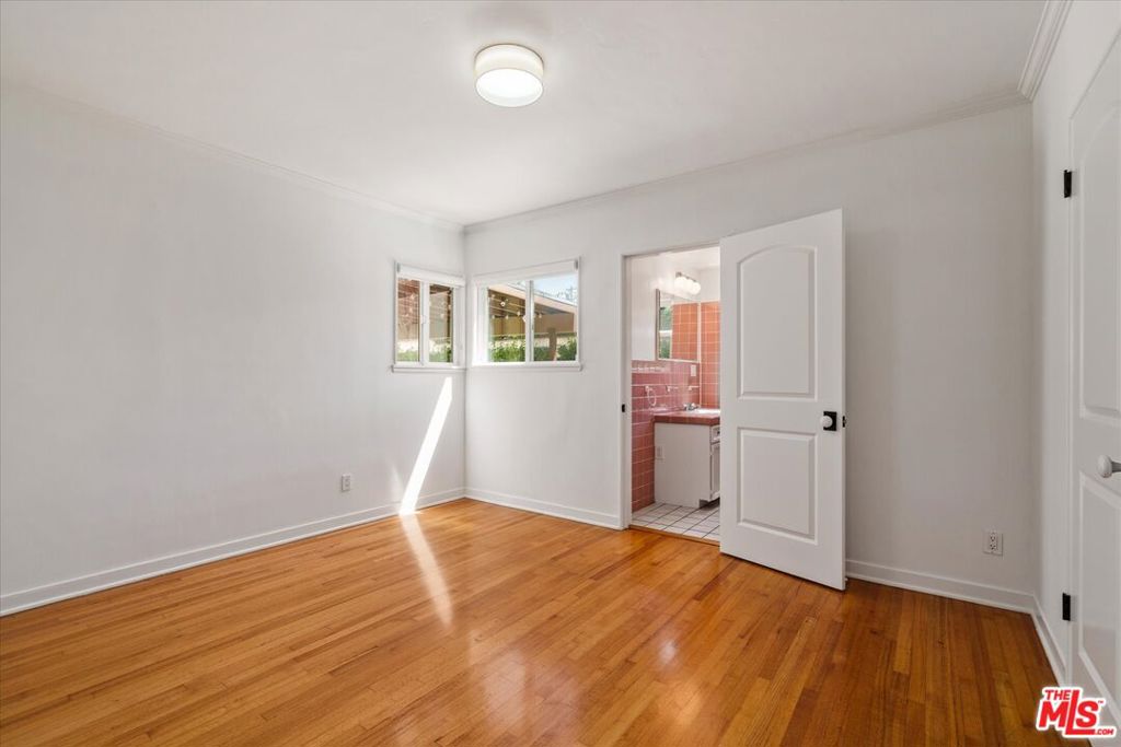 627 26th Street Property Photo 17