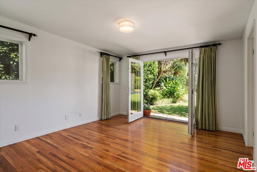 627 26th Street Property Photo 21