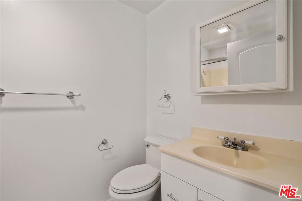 627 26th Street Property Photo 23