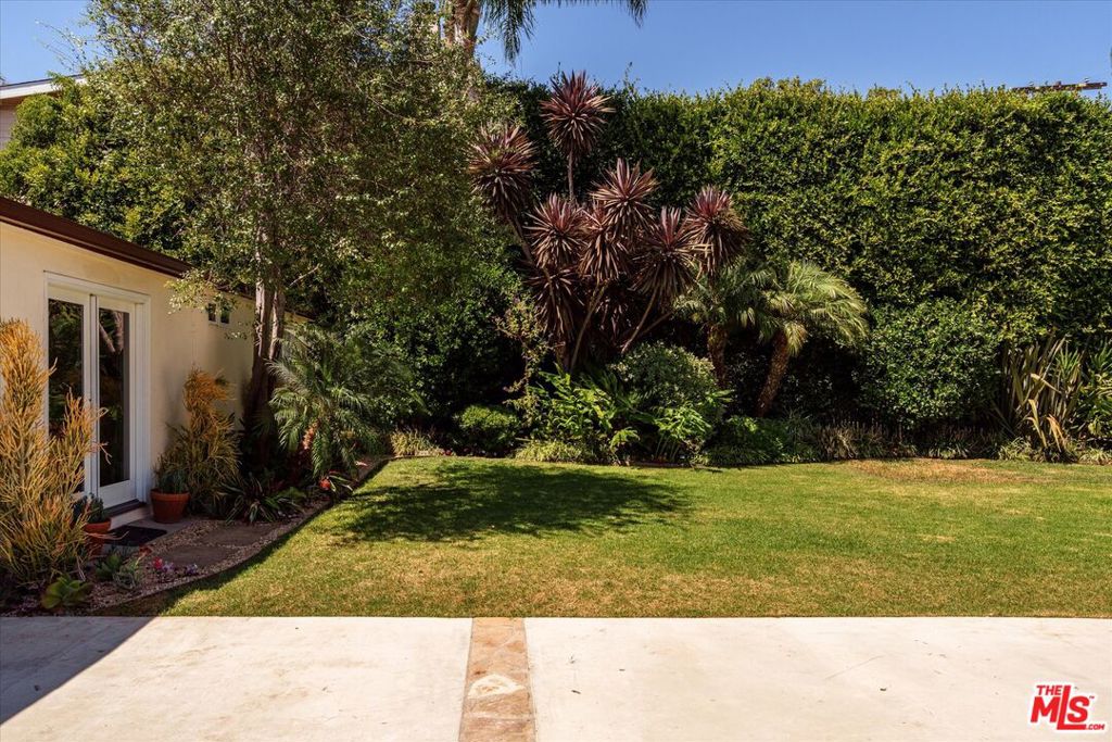 627 26th Street Property Photo 31