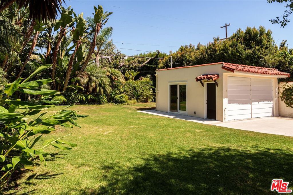 627 26th Street Property Photo 33