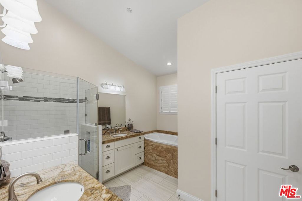 30429 Morning View Drive Property Photo 21