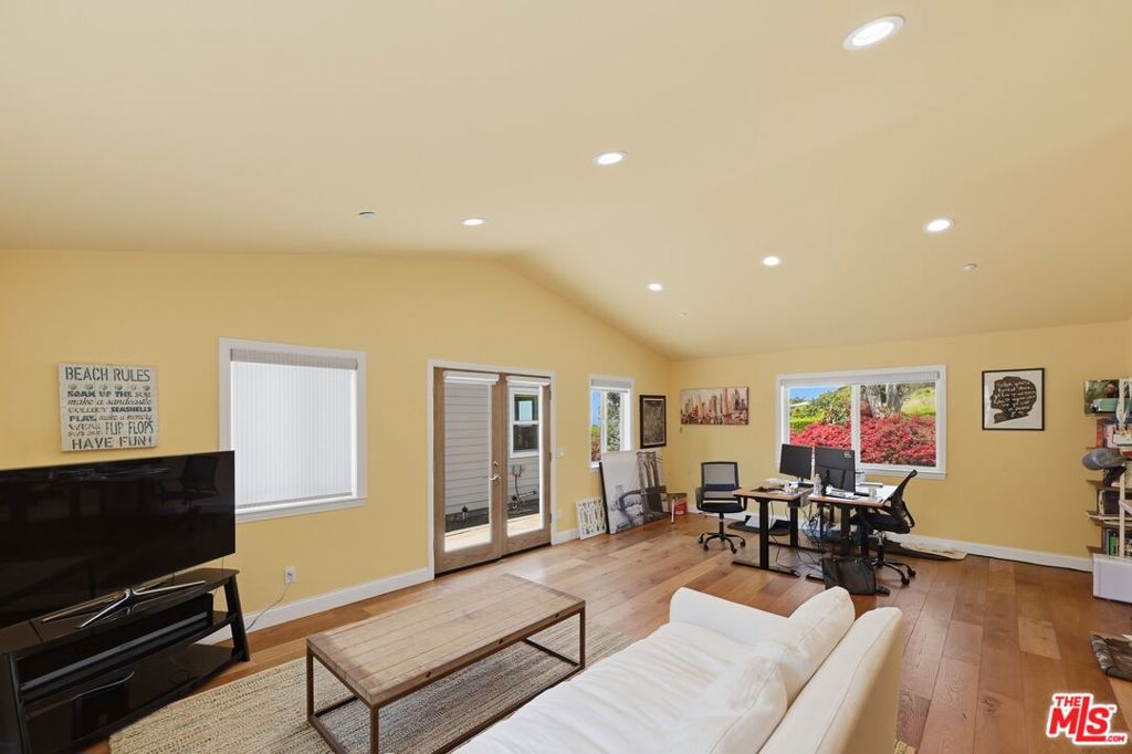 30429 Morning View Drive Property Photo 31