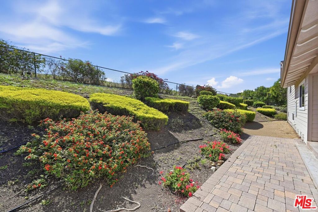 30429 Morning View Drive Property Photo 35