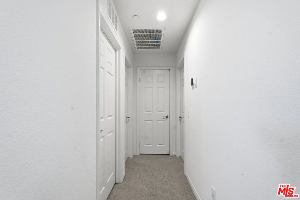 20237 Breeze Blooms Drive Property Photo 10