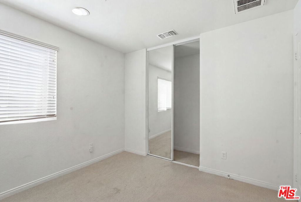 20237 Breeze Blooms Drive Property Photo 12