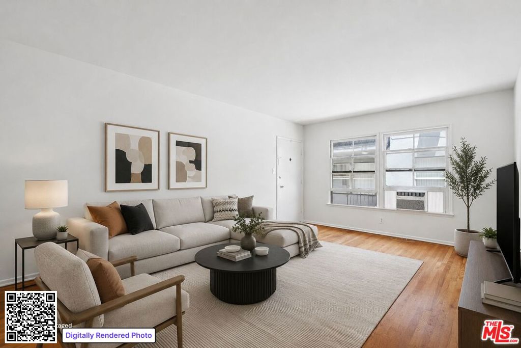 1138 S Sherbourne Drive 3 Property Photo 1