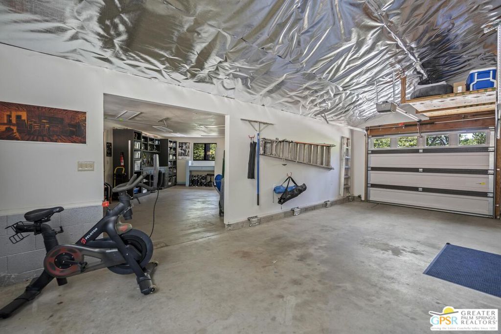 25226 Rim Rock Road Property Photo 31