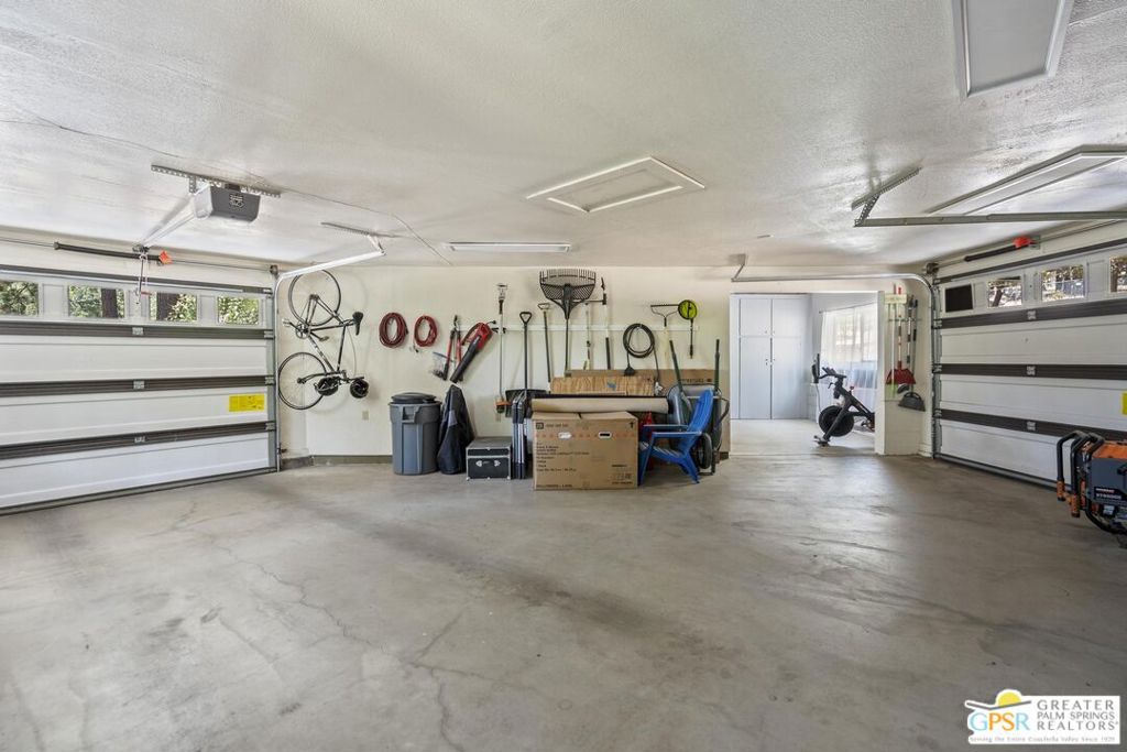 25226 Rim Rock Road Property Photo 33