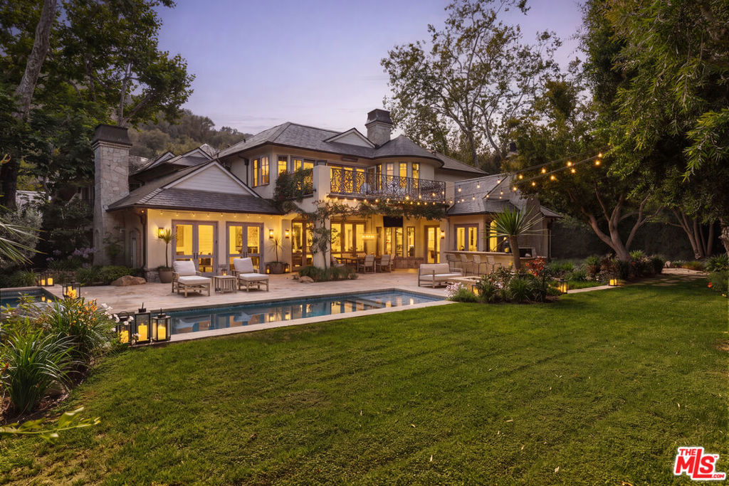 1900 Mandeville Canyon Road Property Photo 27