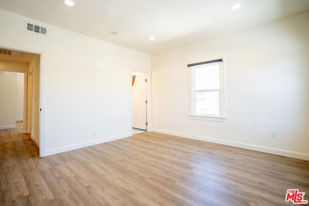 1226 Keniston Avenue Property Photo 13