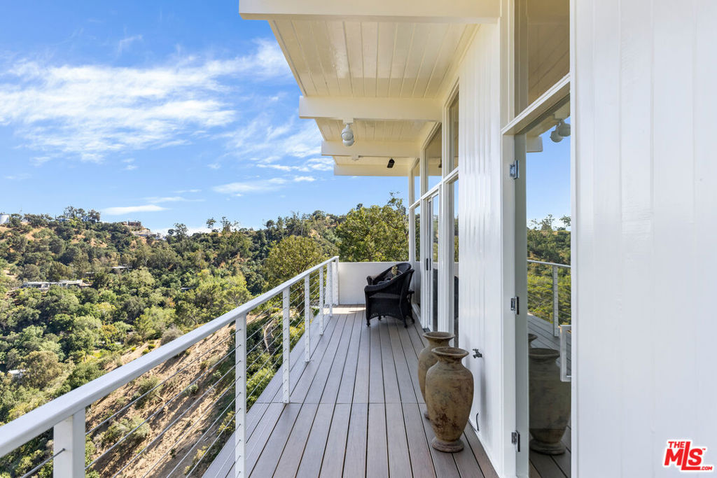 8656 Skyline Drive Property Photo 19
