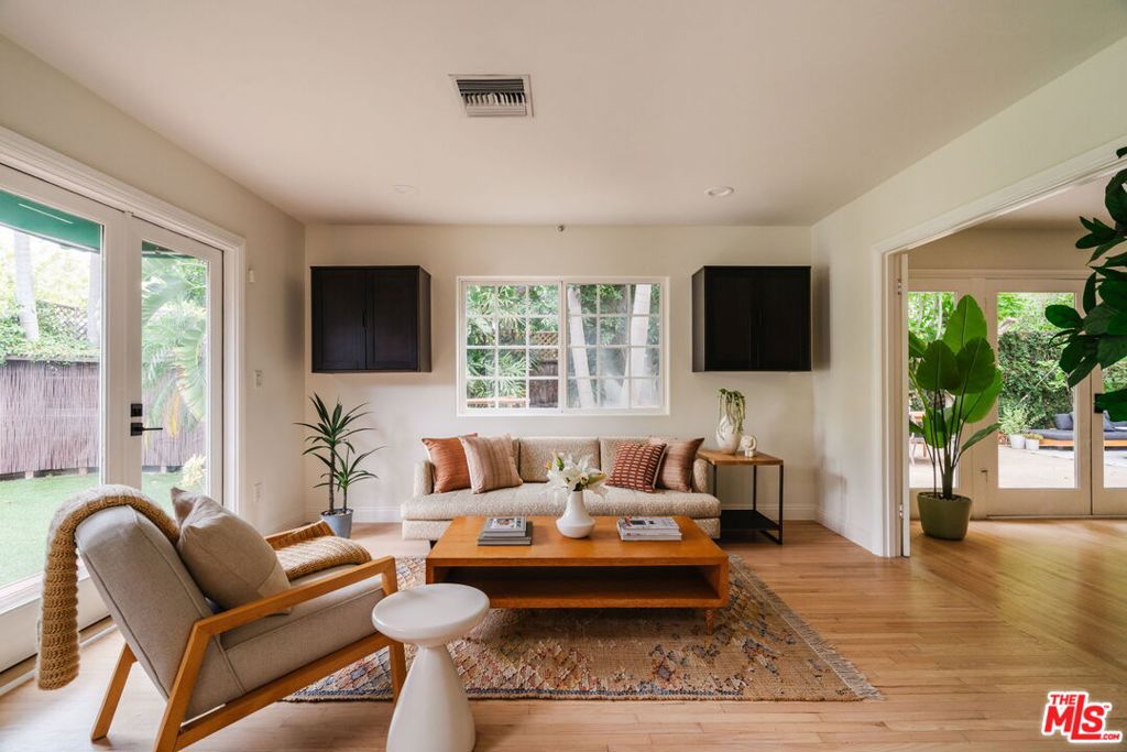 13230 Hesby Street Property Photo 11