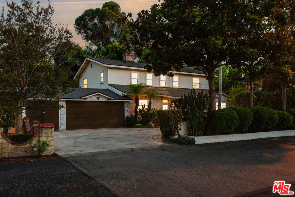 13230 Hesby Street Property Photo 54