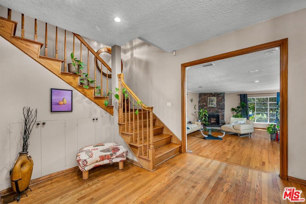 1766 Midvale Avenue Property Photo 2