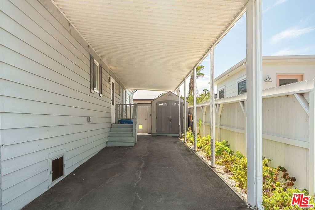 29500 Heathercliff Road 9 Property Photo 29