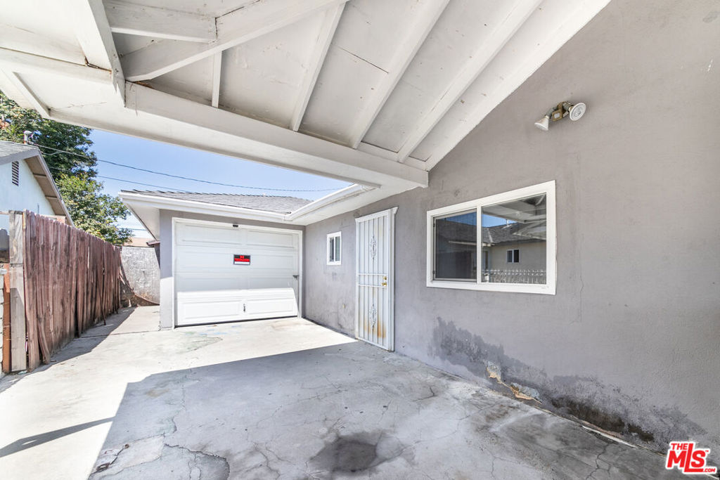 20603 Budlong Avenue Property Photo 6