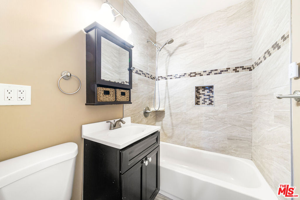 20603 Budlong Avenue Property Photo 25