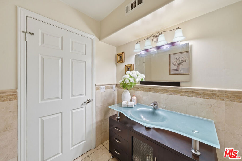 4814 Ramsdell Avenue Property Photo 18