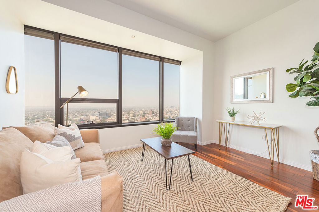 1100 Wilshire Boulevard 2501 Property Photo 1
