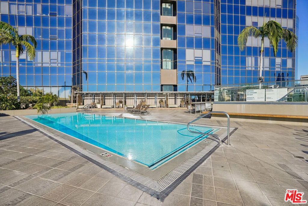 1100 Wilshire Boulevard 2604 Property Photo 42