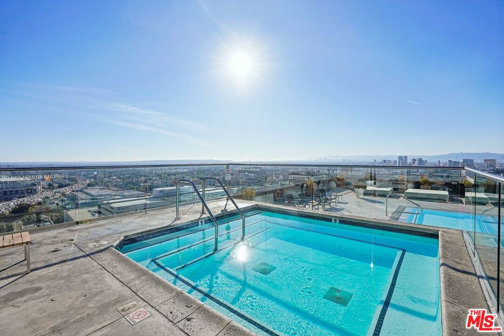 1100 Wilshire Boulevard 2604 Property Photo 44
