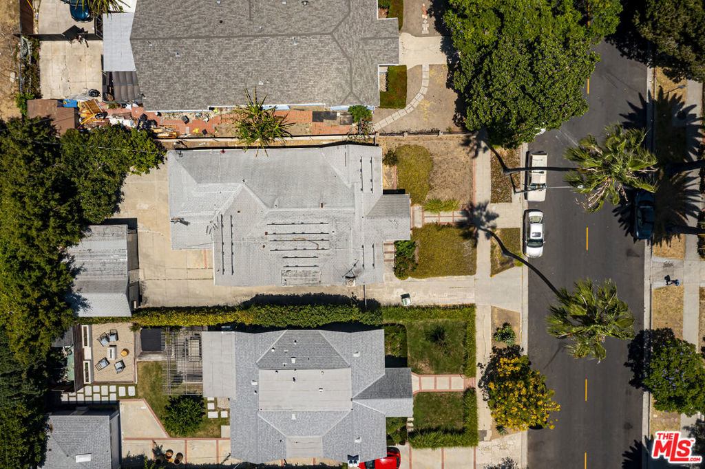 245 N Gramercy Place Property Photo 7