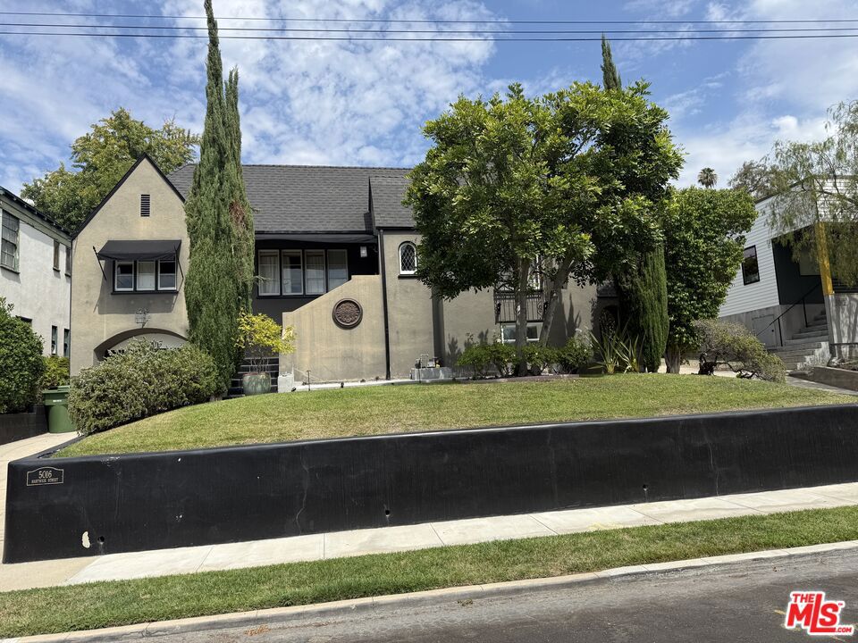 5016 Hartwick Street Property Photo 2