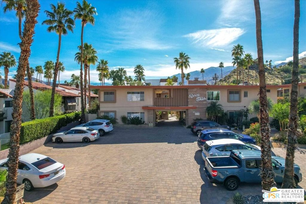 2290 S Palm Canyon Drive 1 Property Photo 38