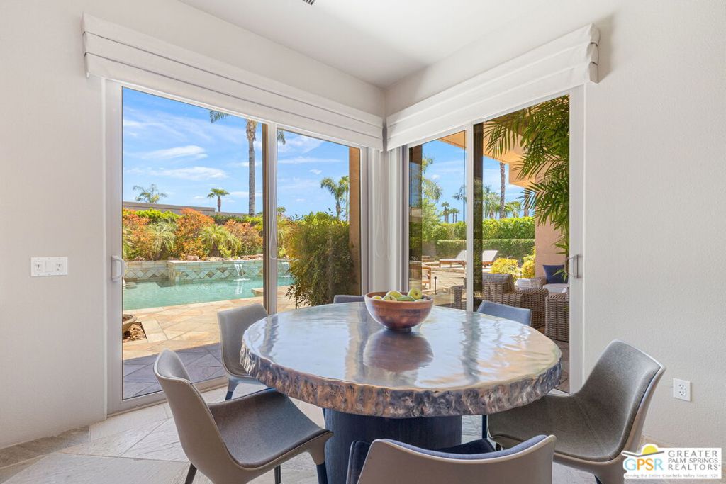 9 Silver Circle Property Photo 28