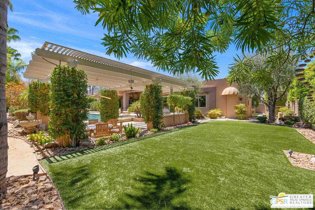 9 Silver Circle Property Photo 36