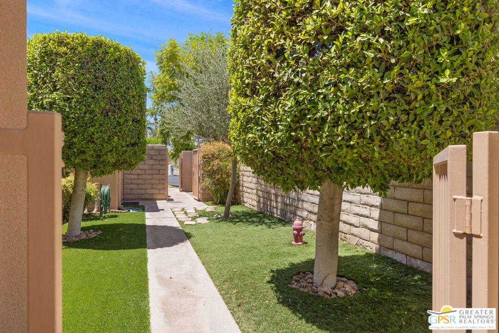 9 Silver Circle Property Photo 52