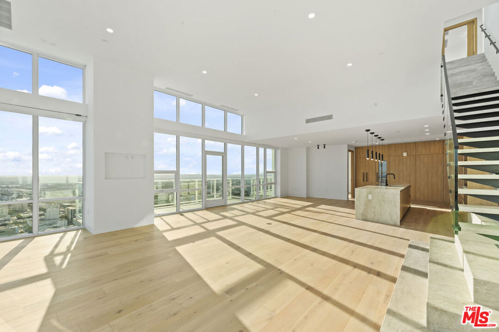 230 W Olympic Boulevard Ph 3 Property Photo 22