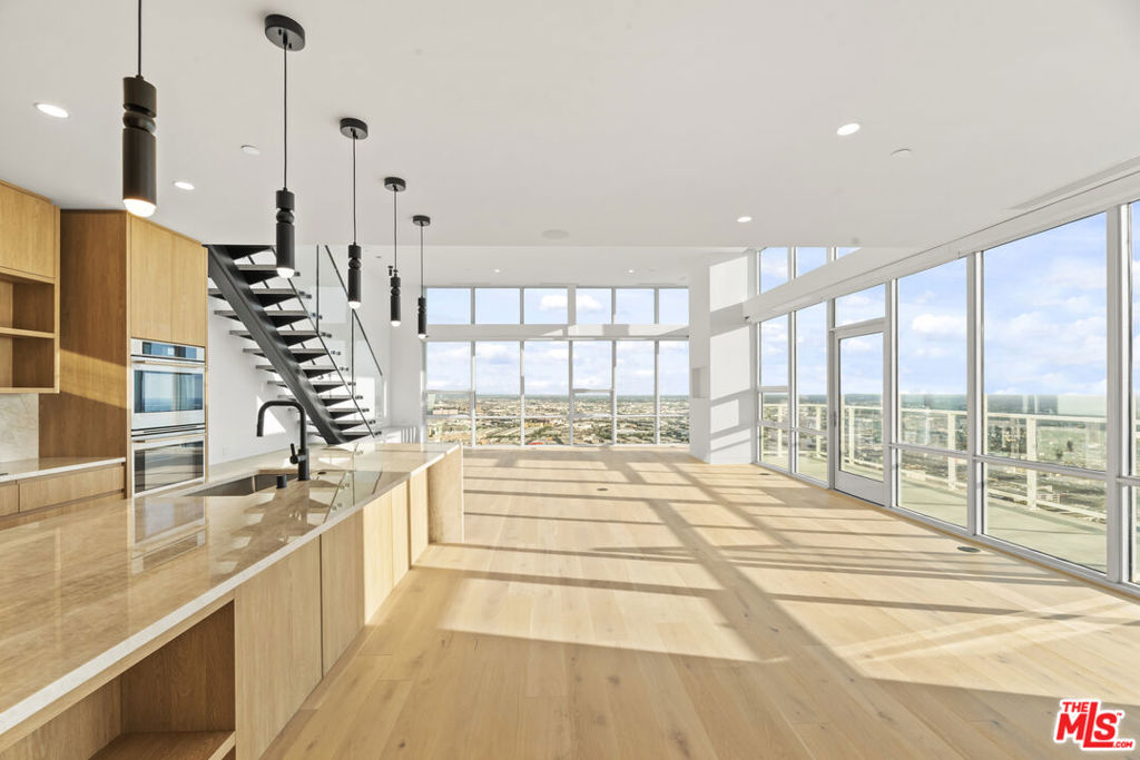 230 W Olympic Boulevard Ph 3 Property Photo 25