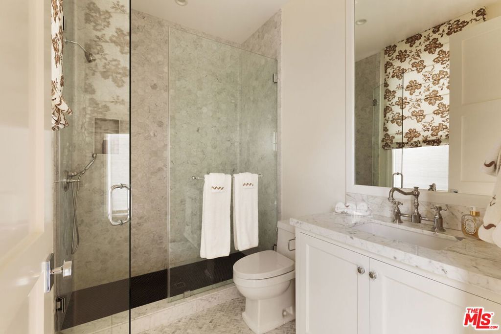 524 Ocampo Drive Property Photo 13