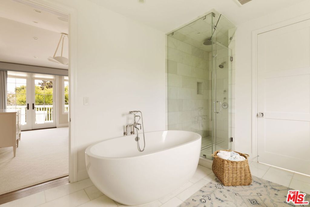 524 Ocampo Drive Property Photo 18