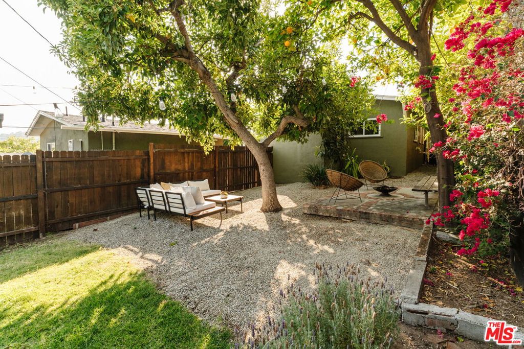 2826 Macon Street Property Photo 19