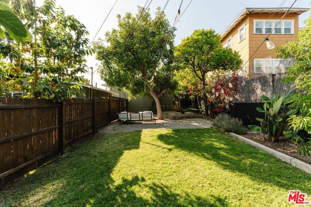 2826 Macon Street Property Photo 22