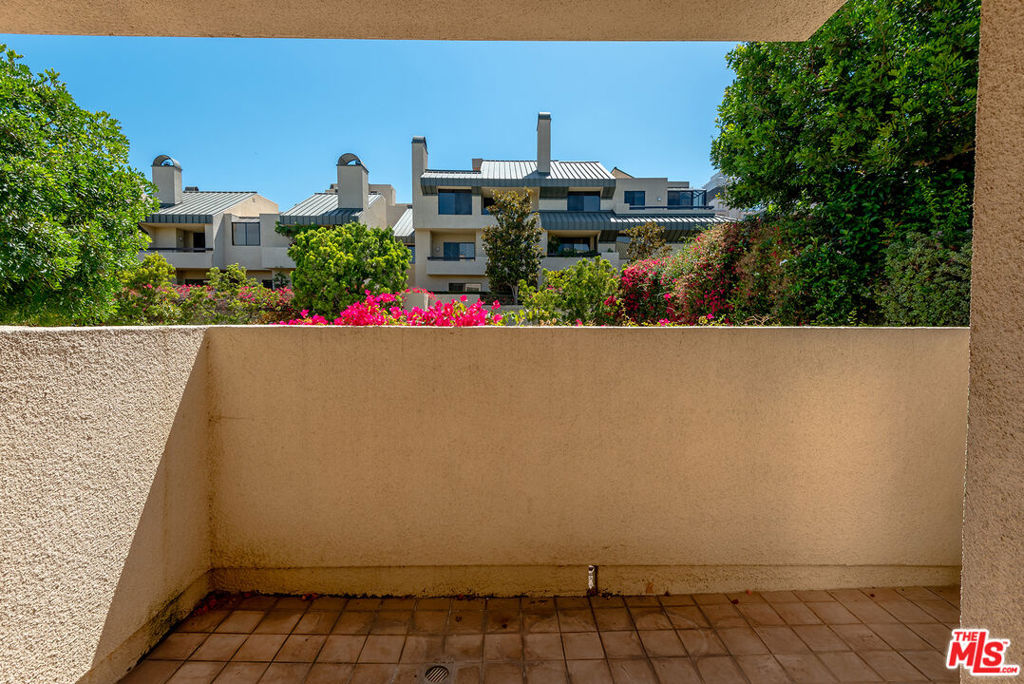 2340 Century Property Photo 5