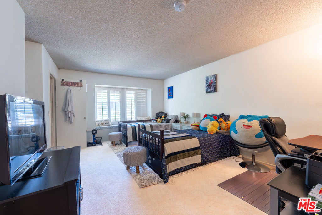 9767 Reseda Boulevard 95 Property Photo 15