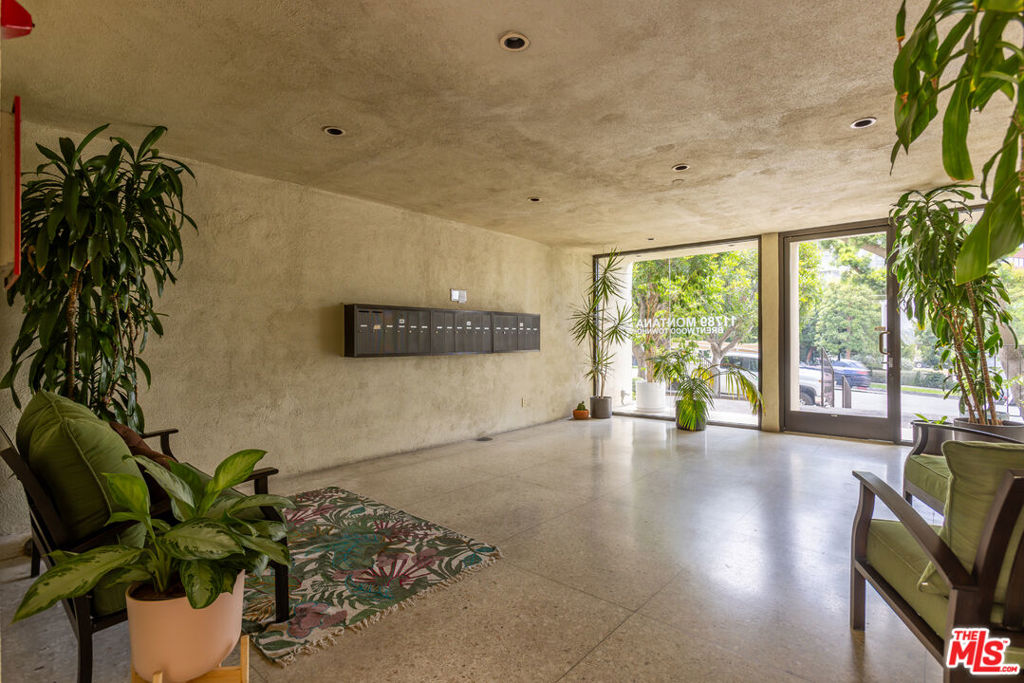 11789 Montana Avenue 9 Property Photo 2