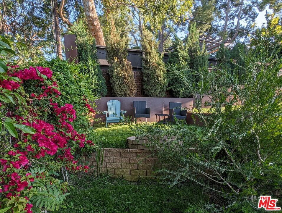 12236 Laurel Terrace Drive Property Photo 35