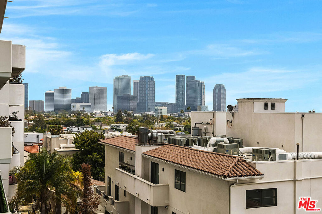 10660 Wilshire Boulevard 701 Property Photo 6