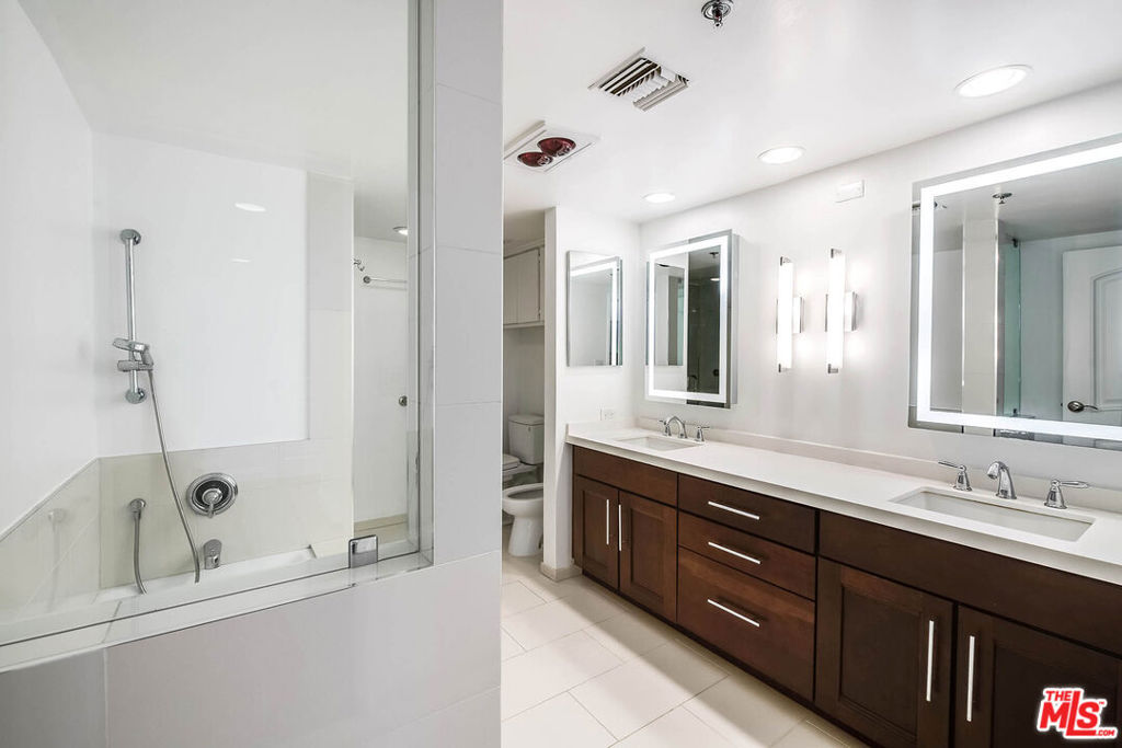 10660 Wilshire Boulevard 701 Property Photo 15